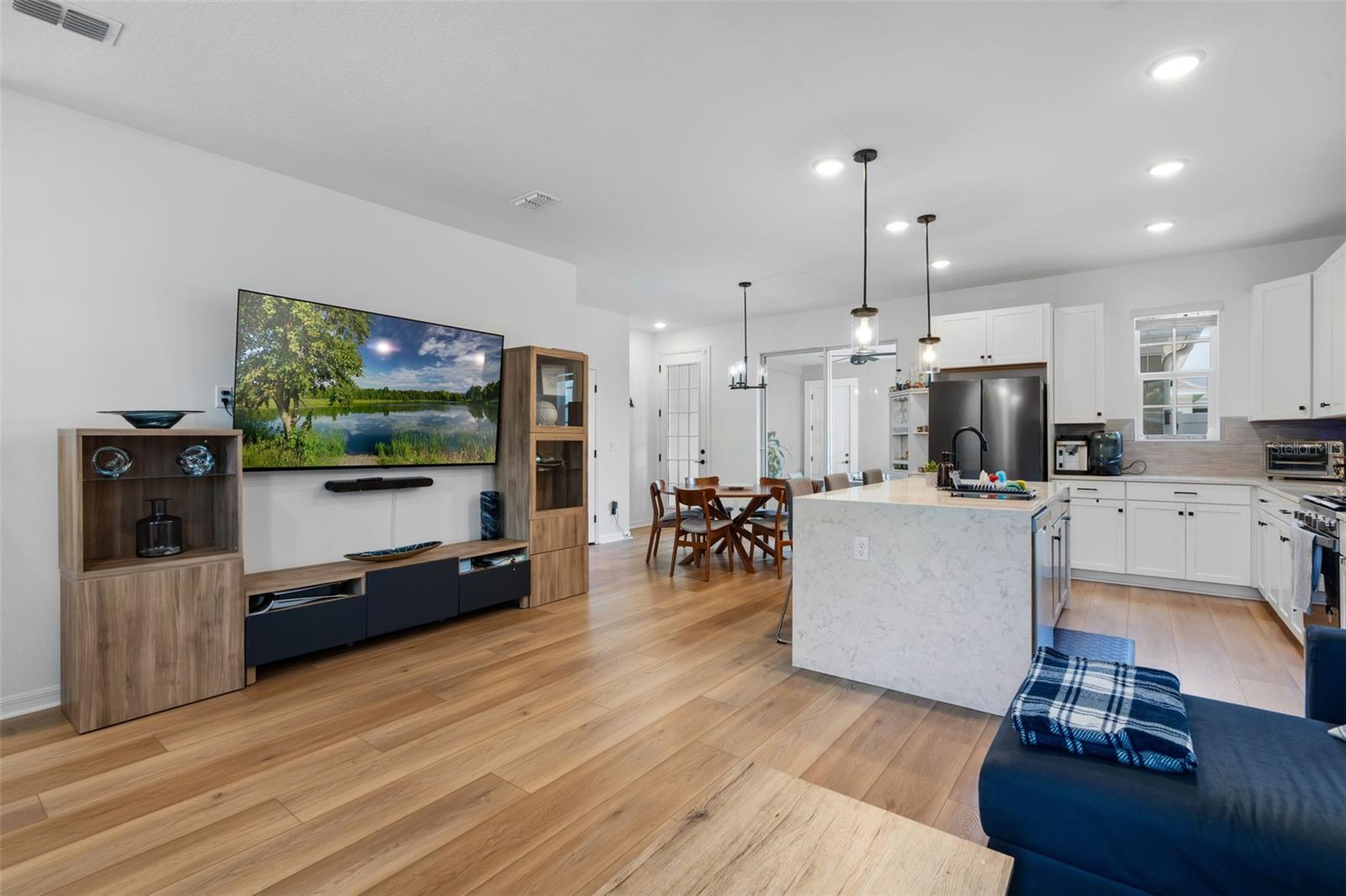 CELEBRATION ISLAND VILLAGE PH 1B - Residential