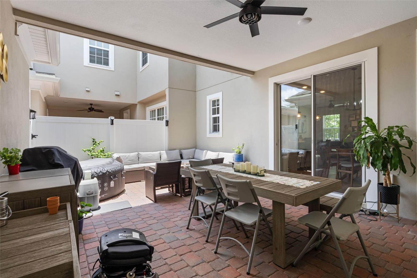 CELEBRATION ISLAND VILLAGE PH 1B - Residential