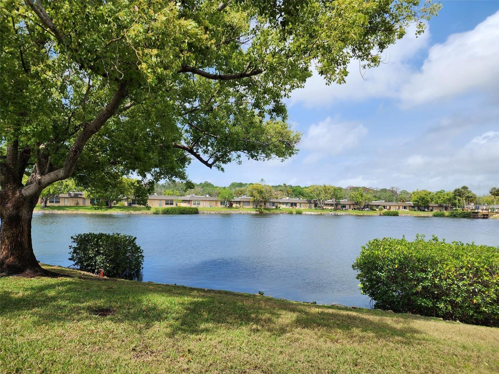 4127 HAMPTON DR 4127