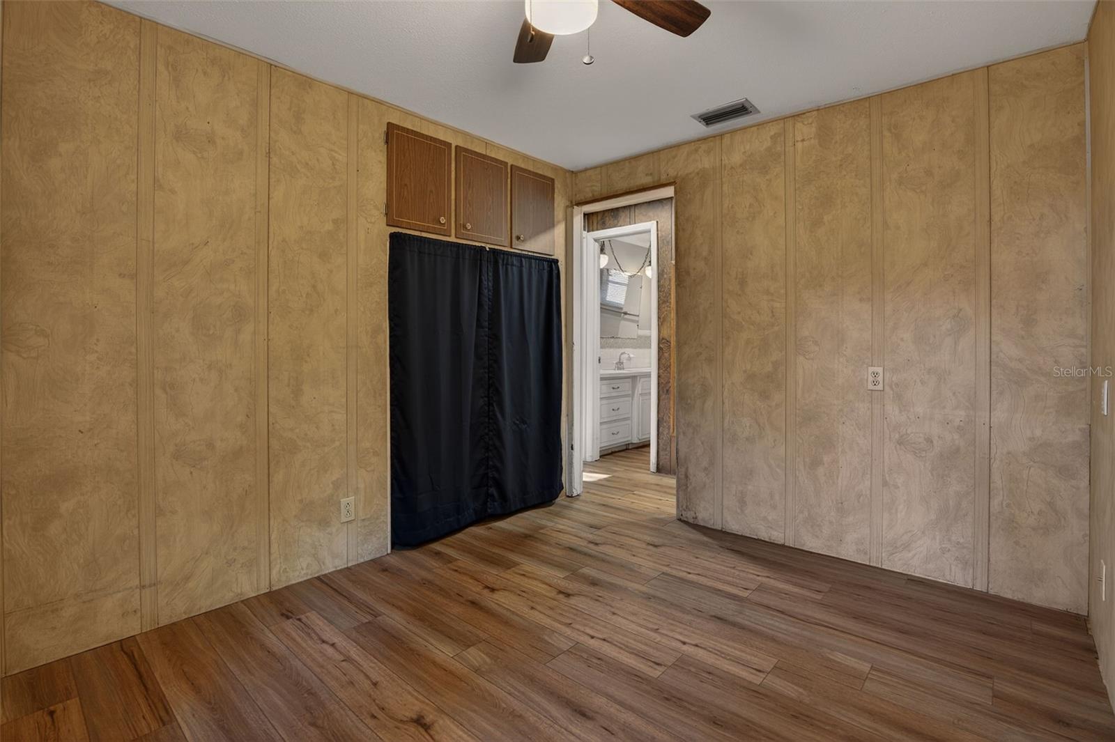 WITHLAPOPKA ISLANDS UNIT 04E - Residential