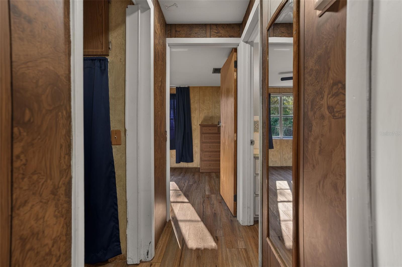 WITHLAPOPKA ISLANDS UNIT 04E - Residential