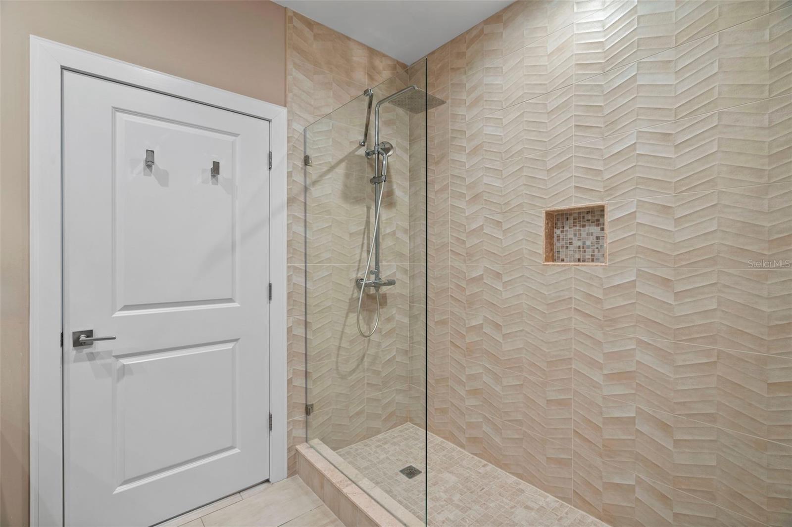 MAGIC VILLAGE RESORT 2 - Residential