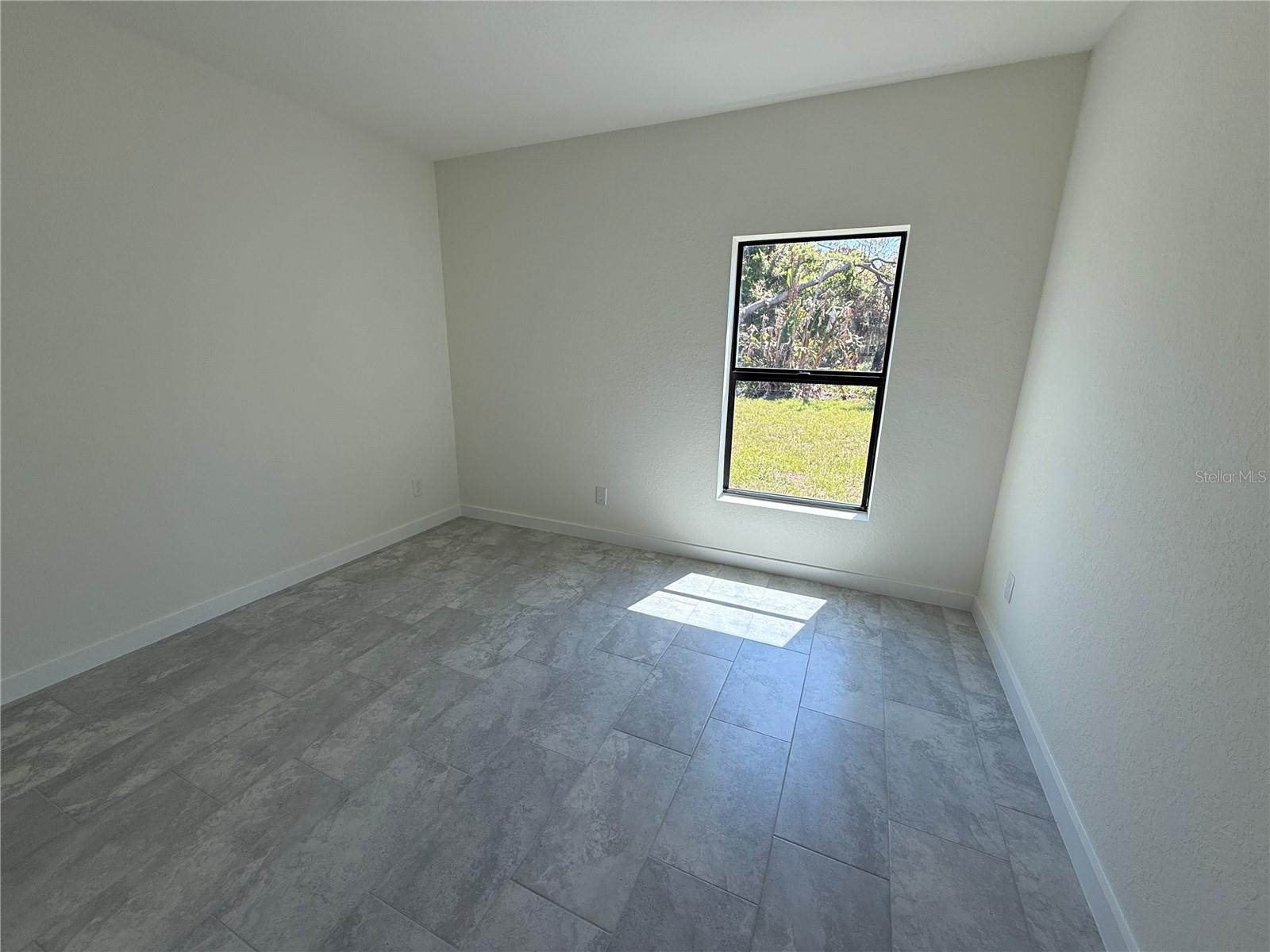 PORT CHARLOTTE SUB 06 - Residential Lease