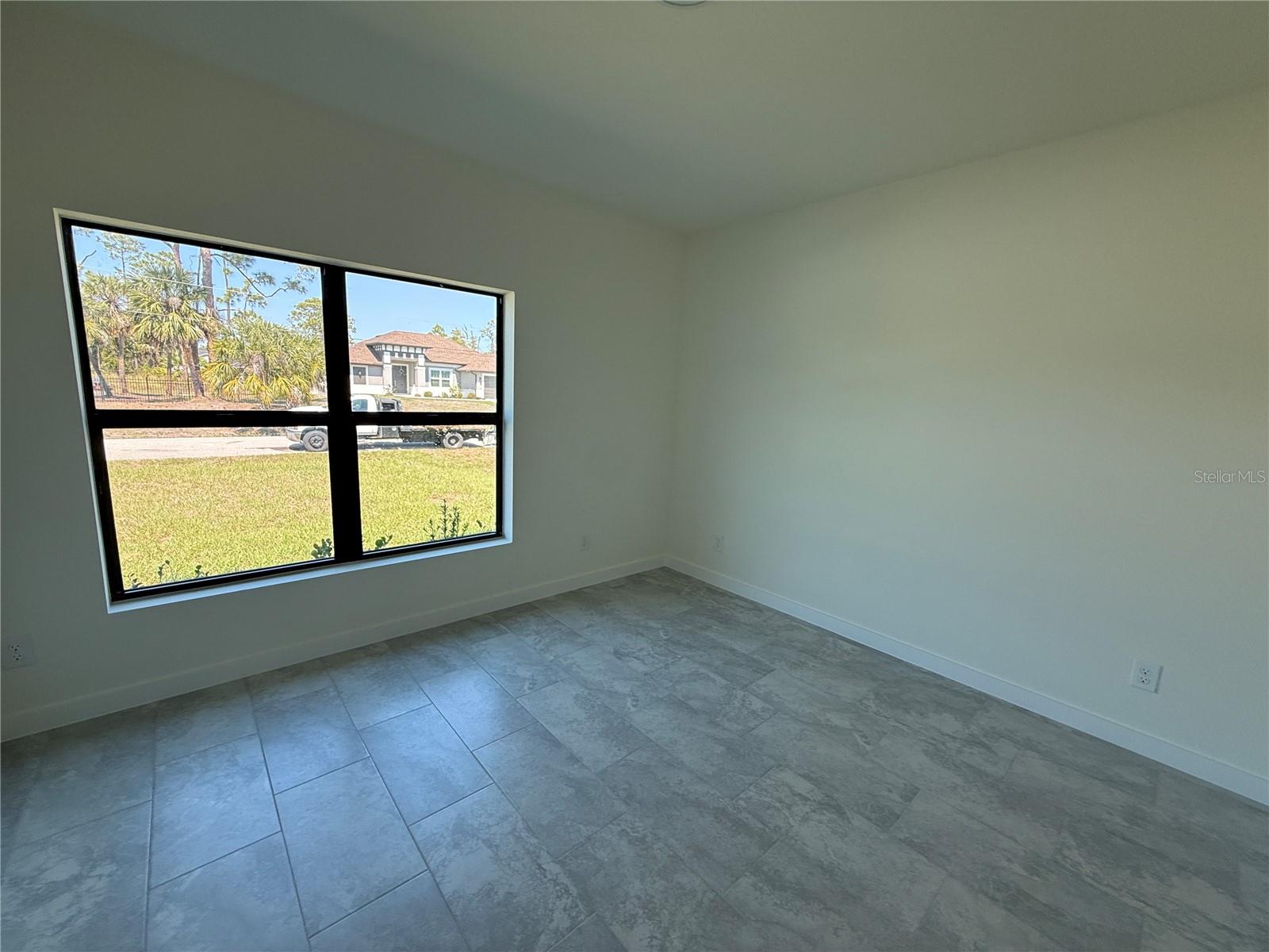 PORT CHARLOTTE SUB 06 - Residential Lease