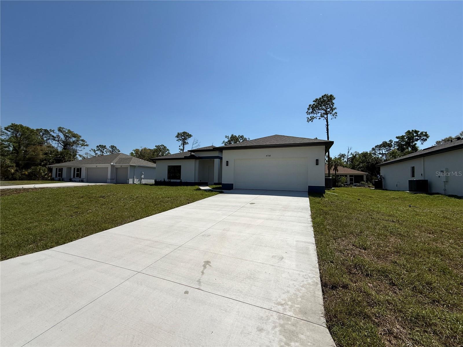 PORT CHARLOTTE SUB 06 - Residential Lease