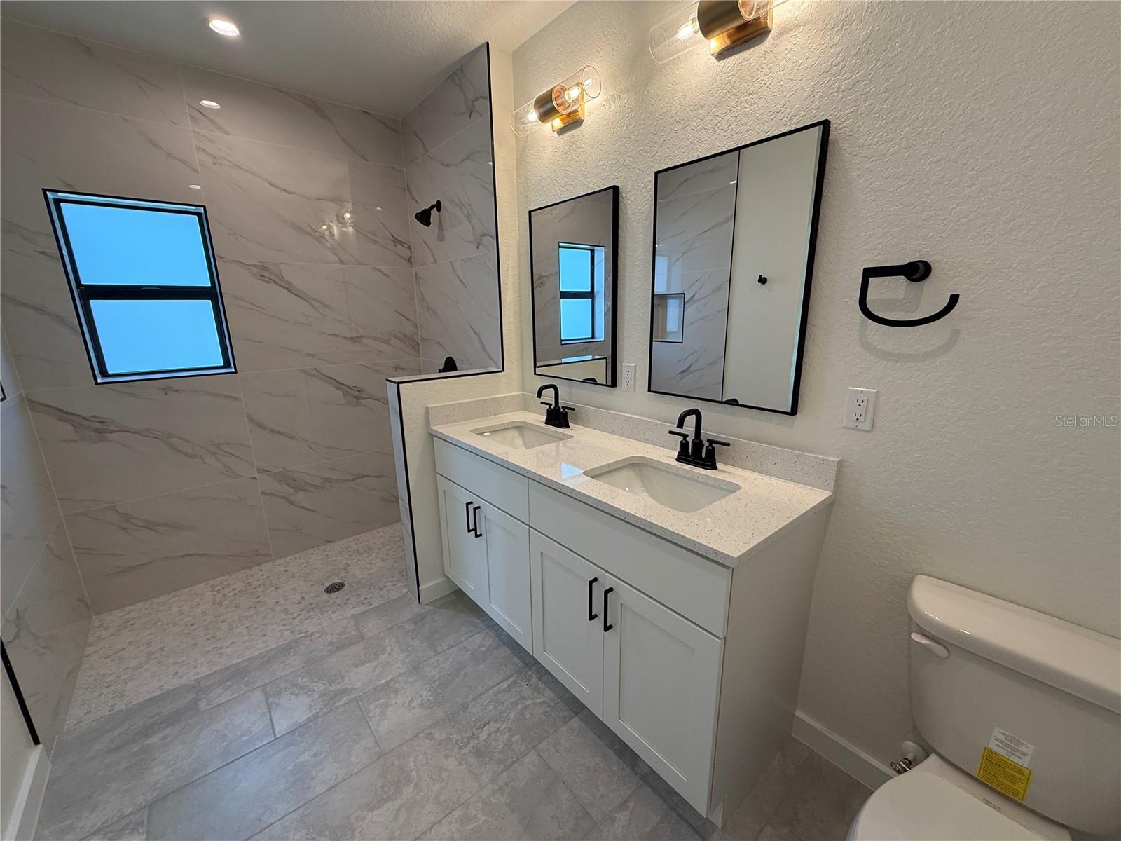 PORT CHARLOTTE SUB 06 - Residential Lease