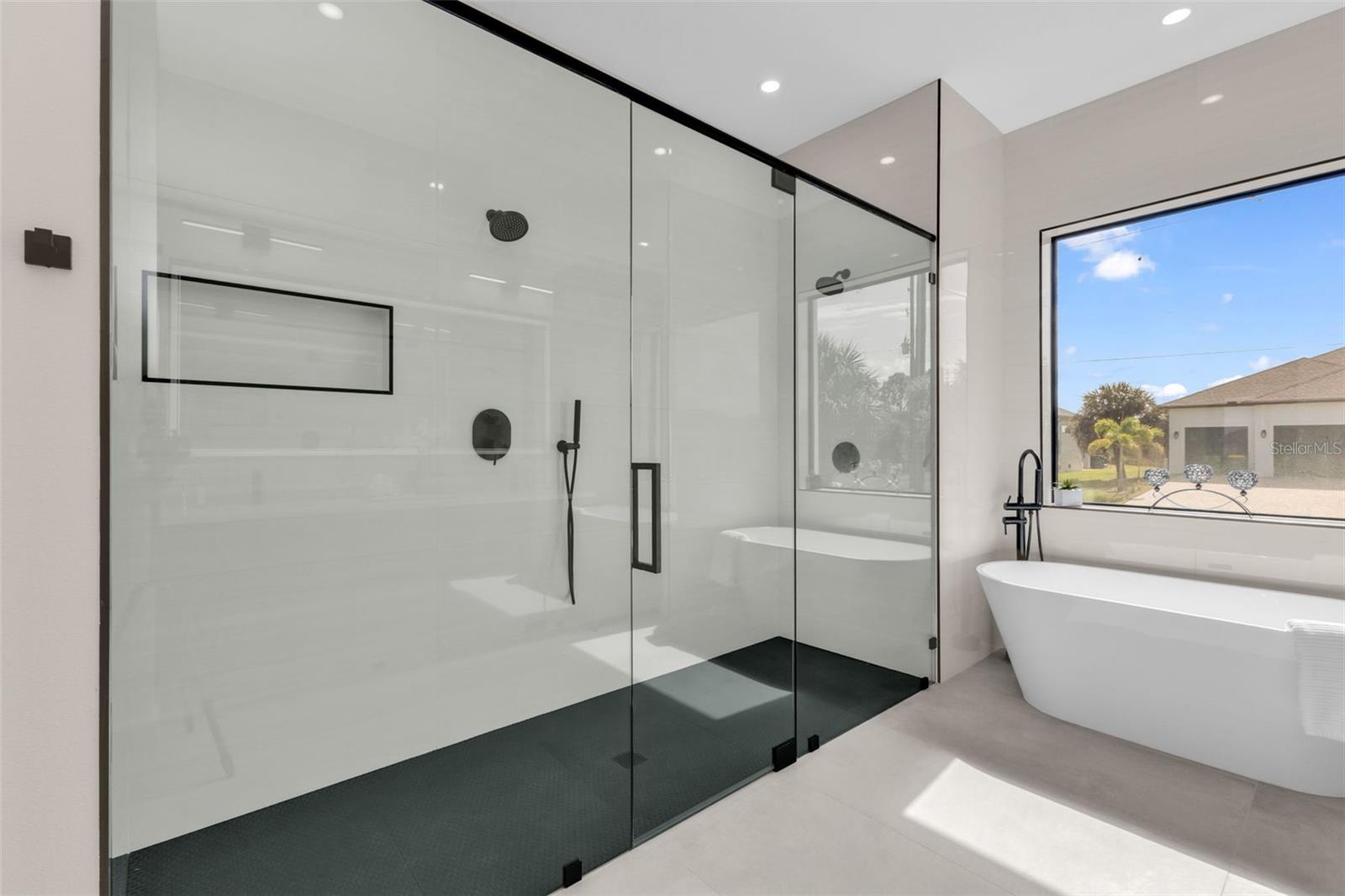 ROTONDA WEST PINE VALLEY - Residential