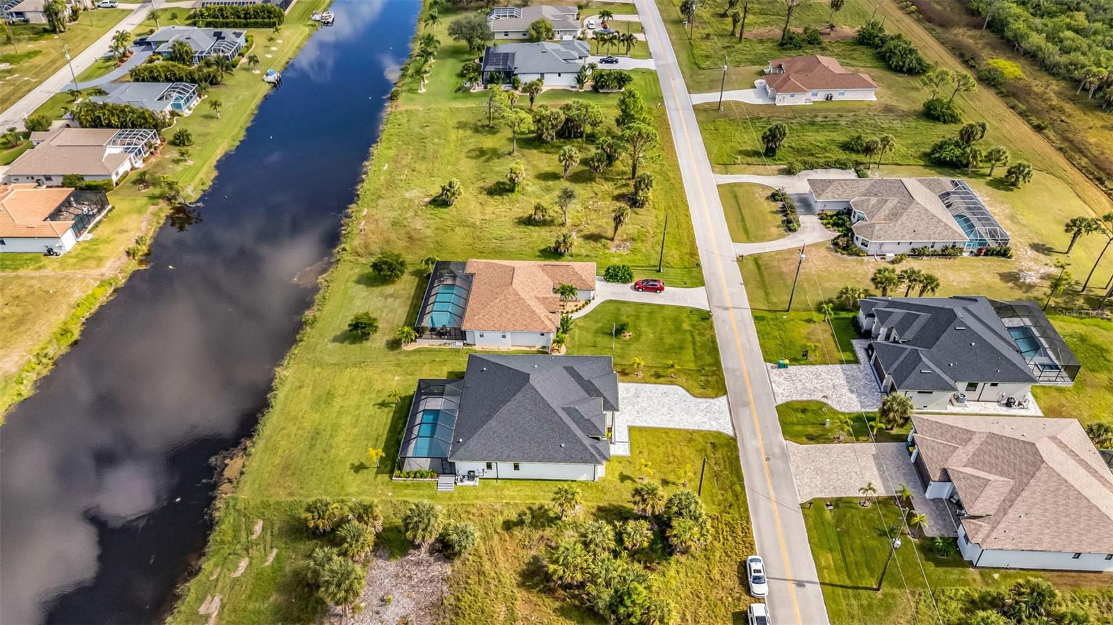 ROTONDA WEST PINE VALLEY - Residential