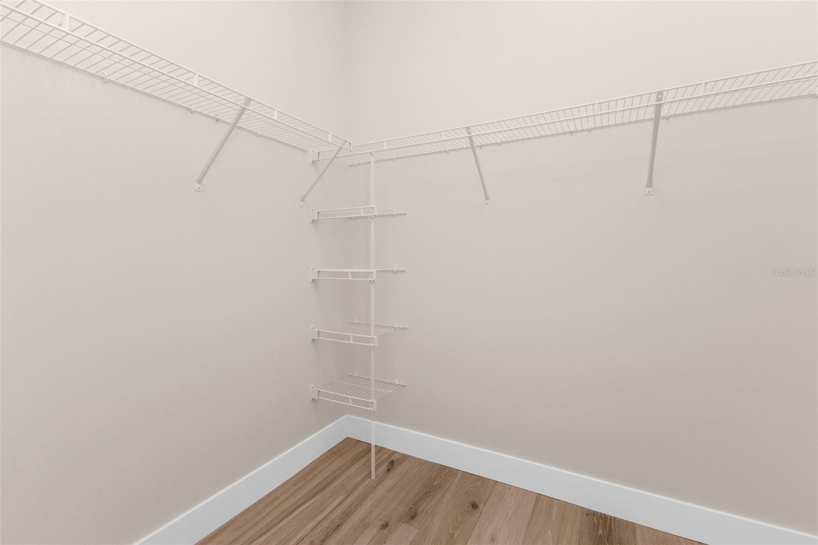 ROTONDA WEST PINE VALLEY - Residential