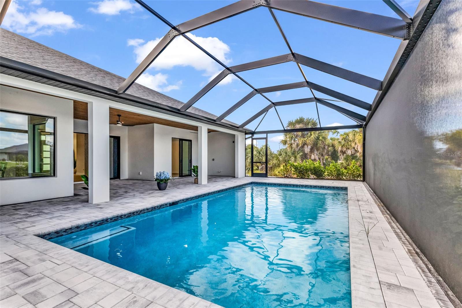 ROTONDA WEST PINE VALLEY - Residential