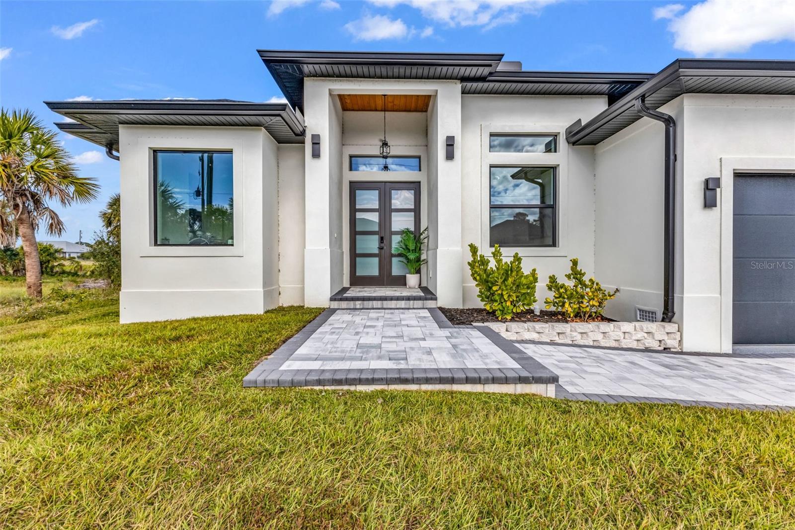 ROTONDA WEST PINE VALLEY - Residential