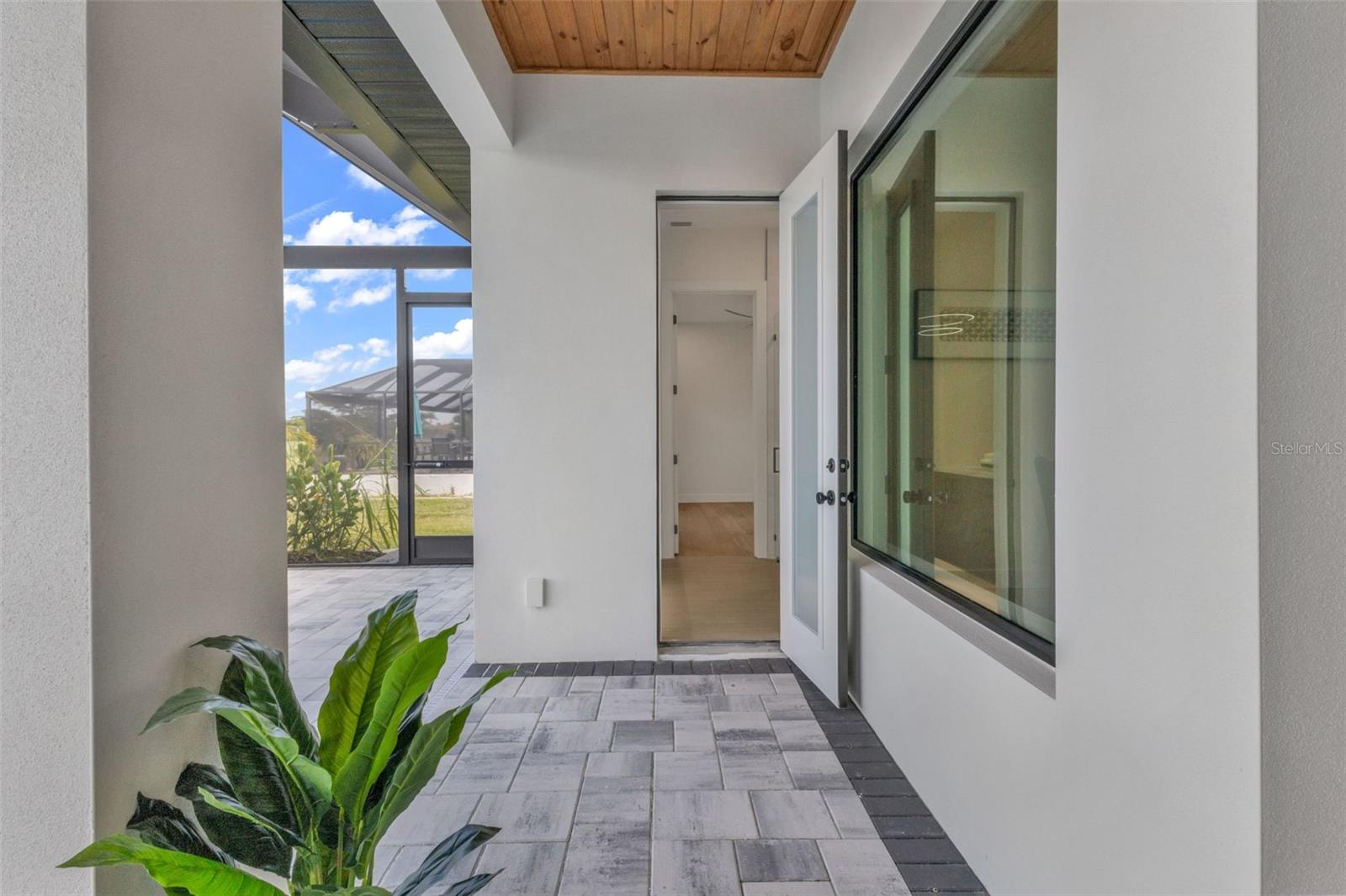 ROTONDA WEST PINE VALLEY - Residential