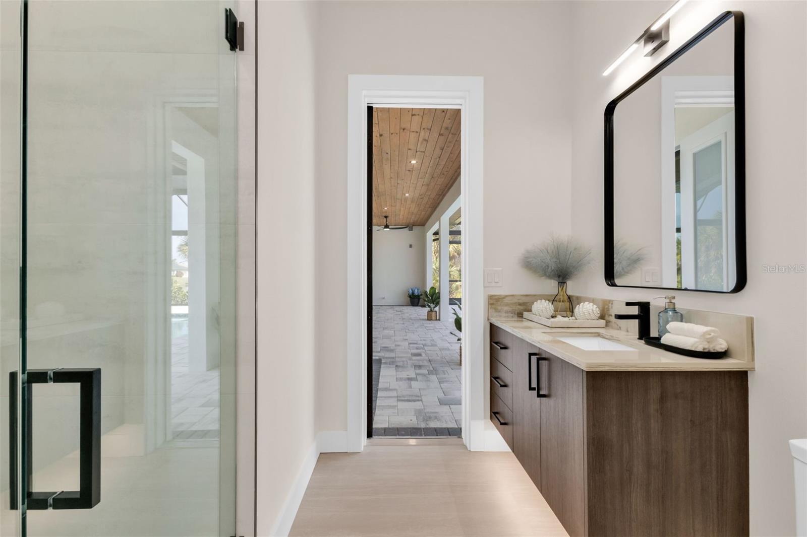 ROTONDA WEST PINE VALLEY - Residential