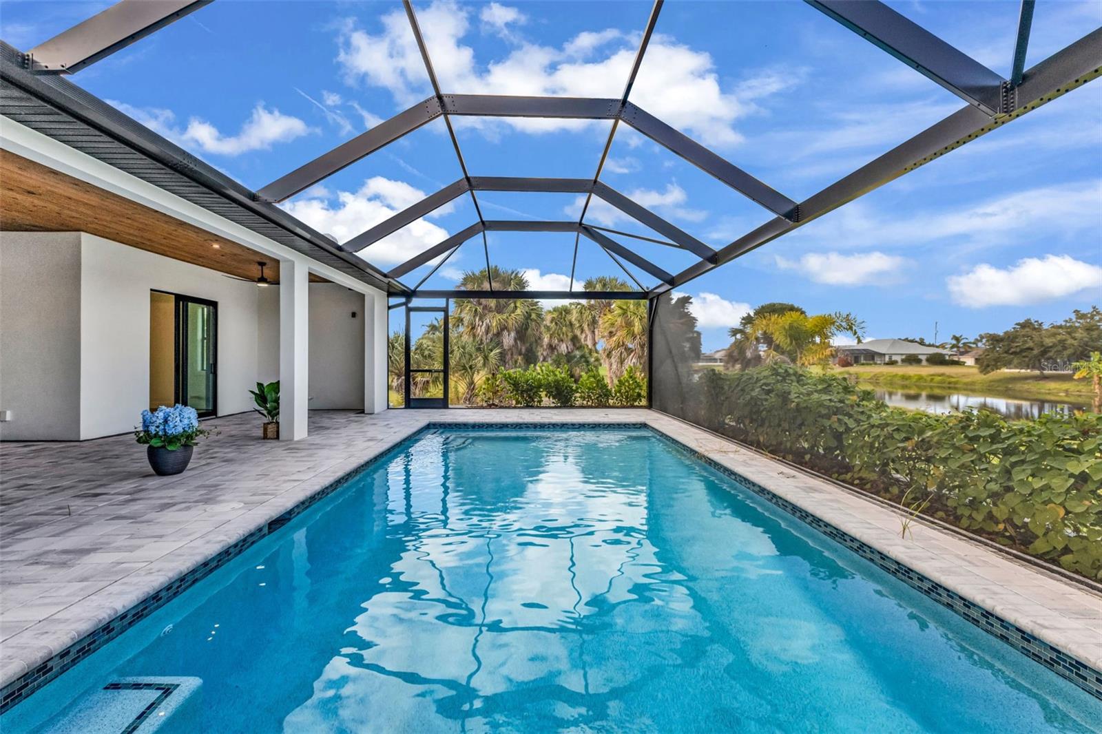 ROTONDA WEST PINE VALLEY - Residential