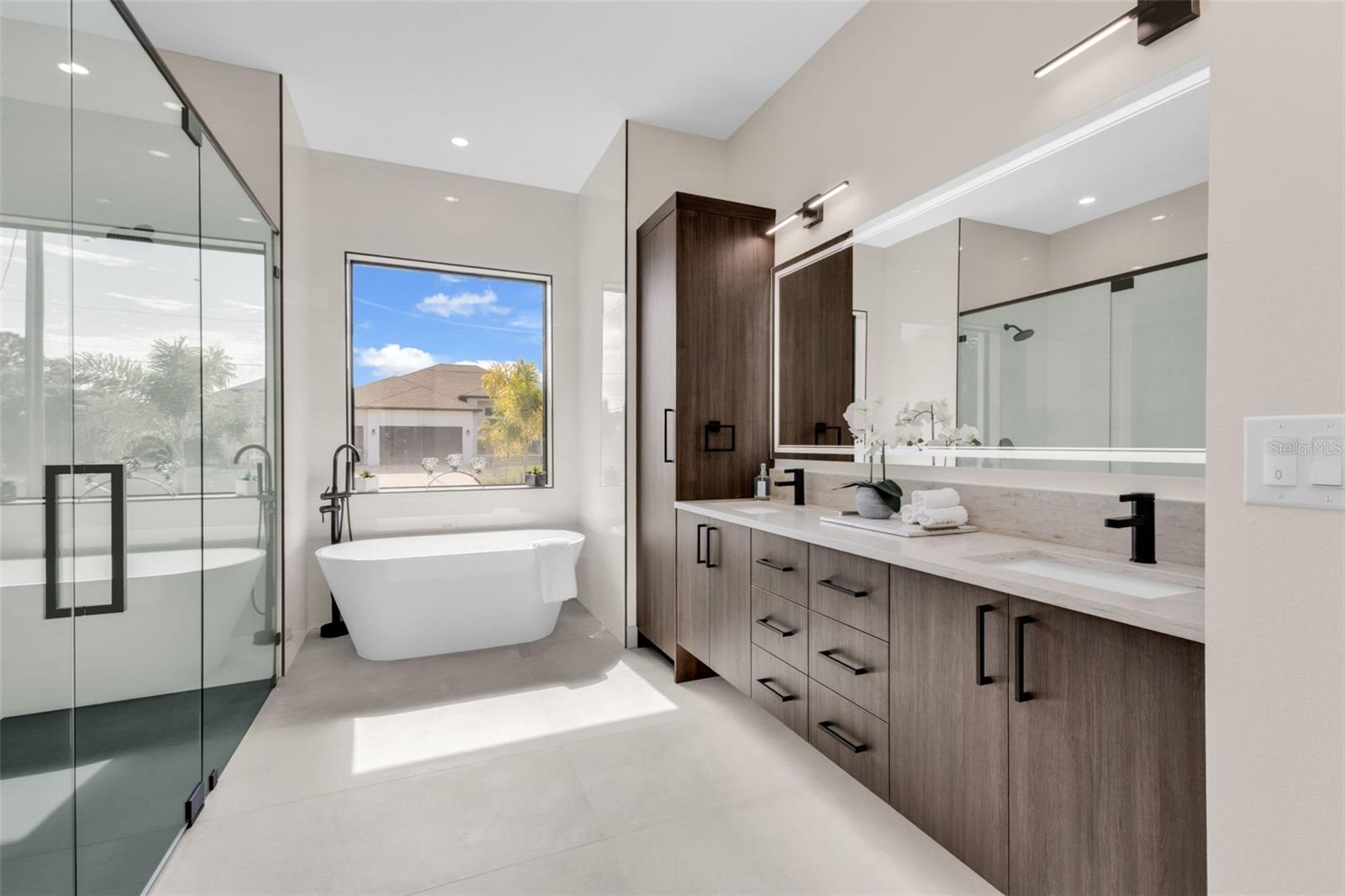 ROTONDA WEST PINE VALLEY - Residential