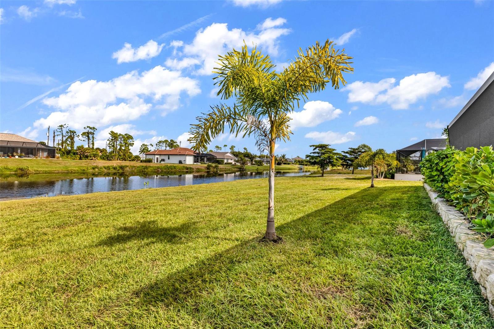 ROTONDA WEST PINE VALLEY - Residential