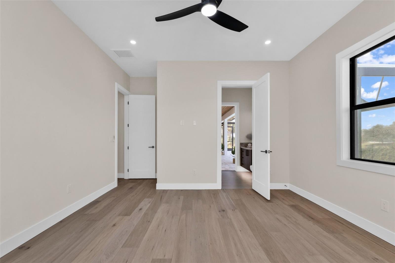 ROTONDA WEST PINE VALLEY - Residential