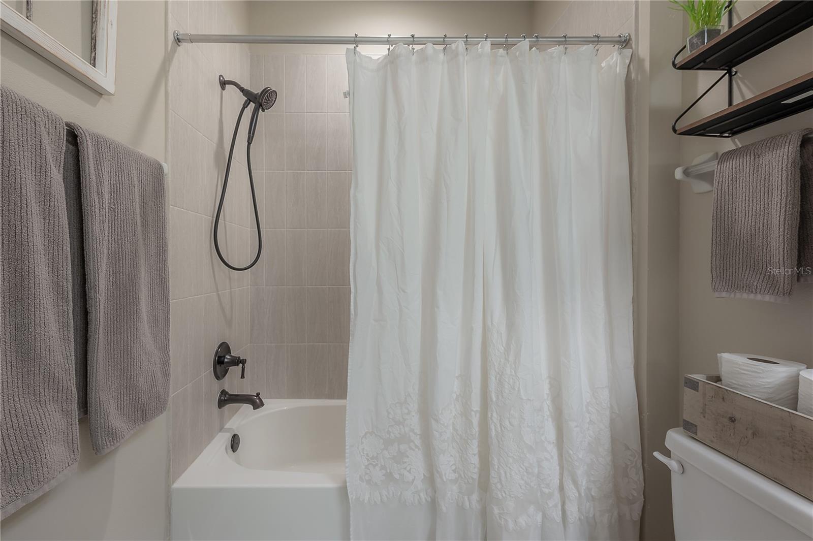 WINDERMERE ESTATES - Residential