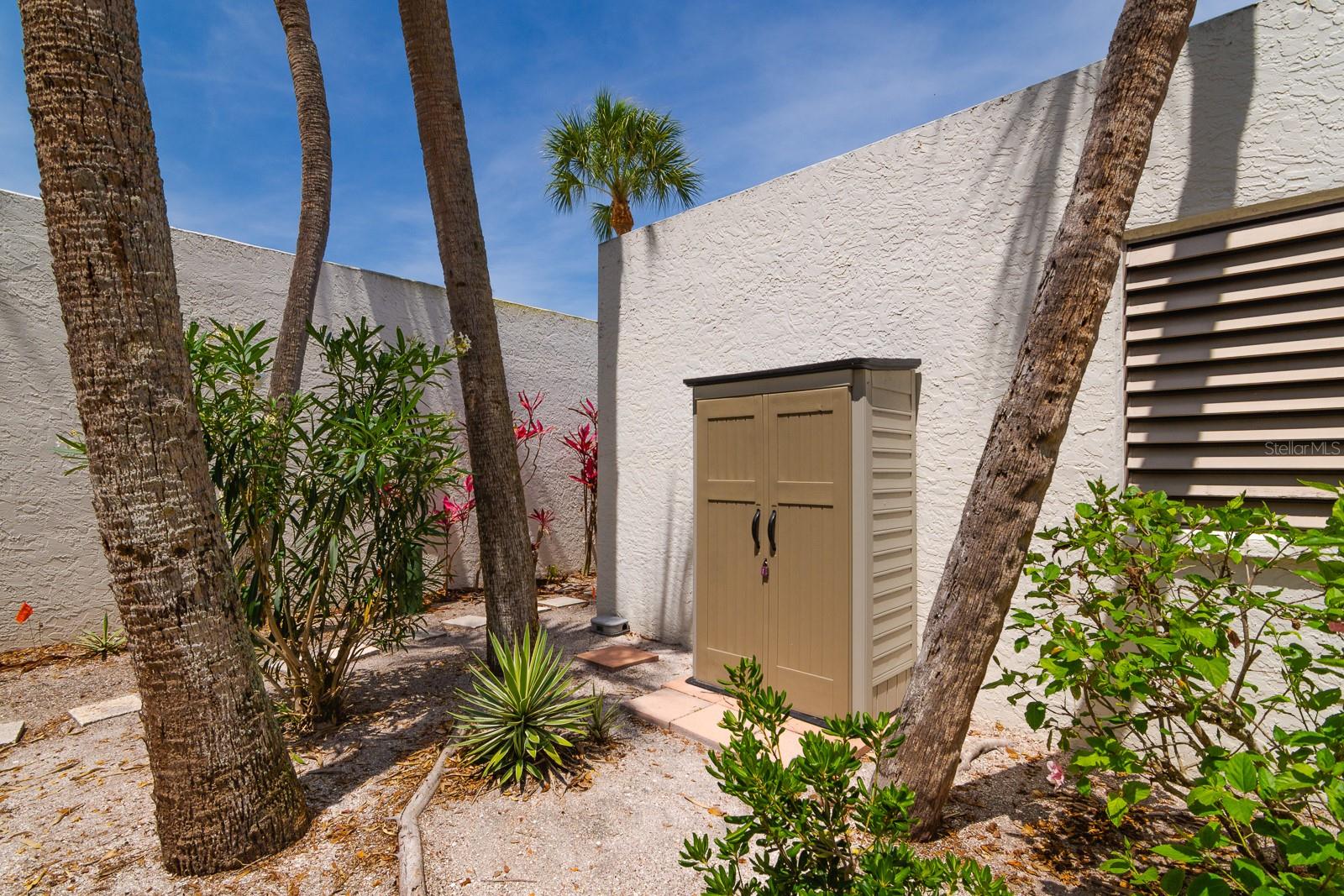 WILDEWOOD SPGS II C CONDO - Residential