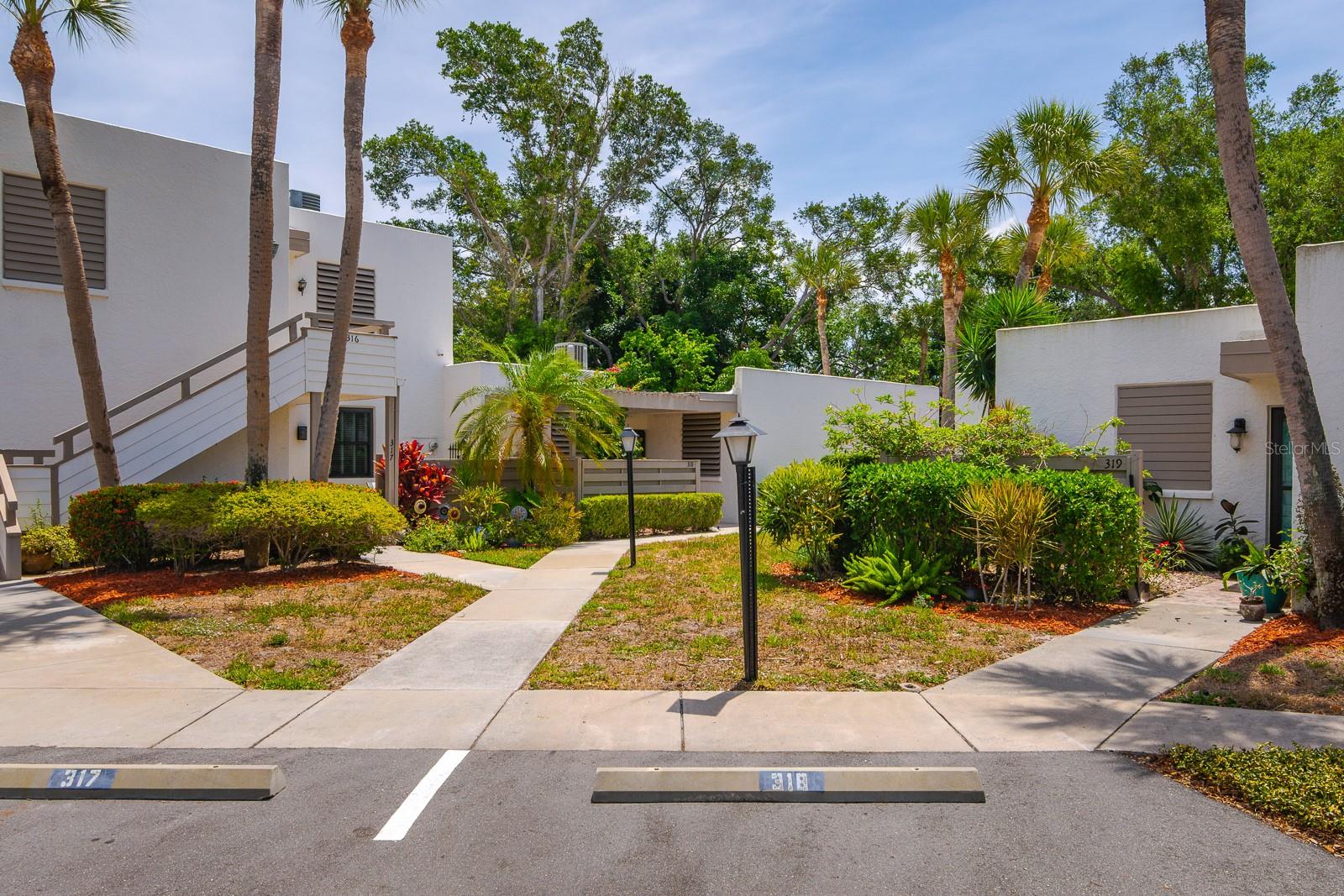 WILDEWOOD SPGS II C CONDO - Residential