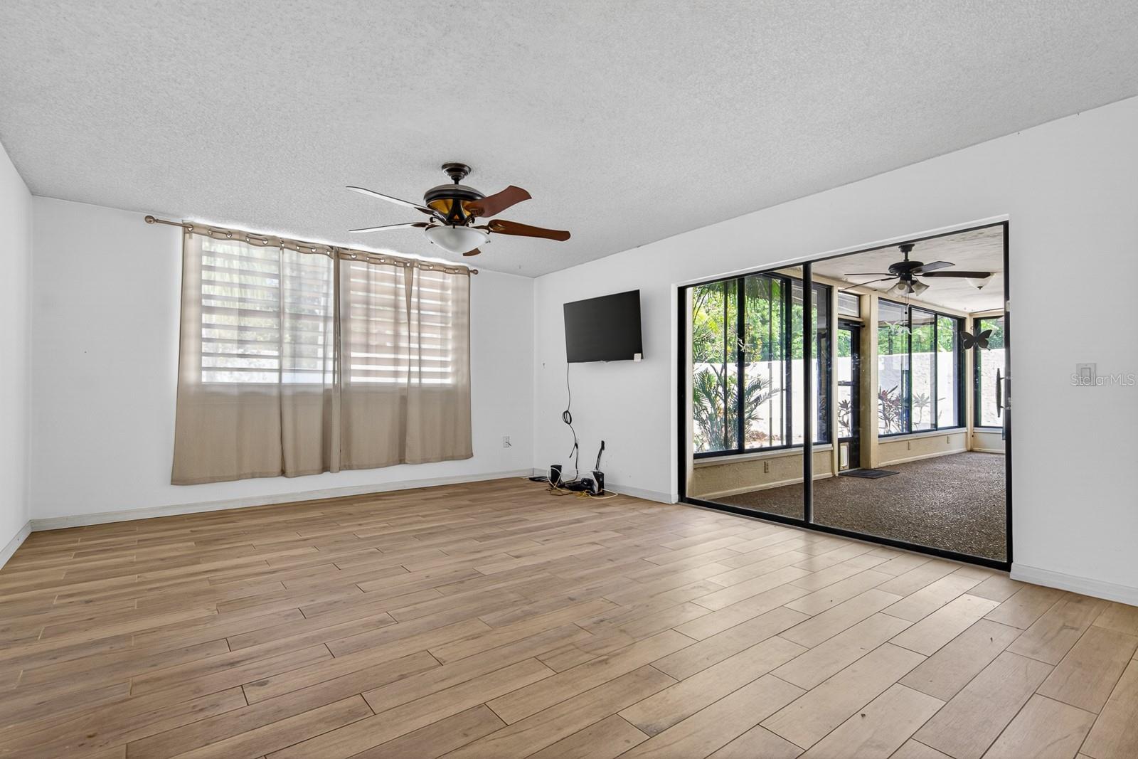 WILDEWOOD SPGS II C CONDO - Residential