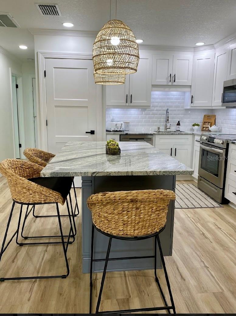 YARDARM CONDO PH I - Residential Lease