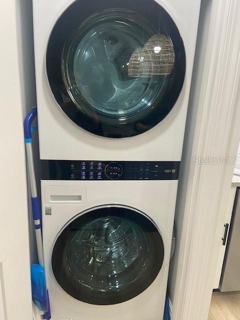 YARDARM CONDO PH I - Residential Lease