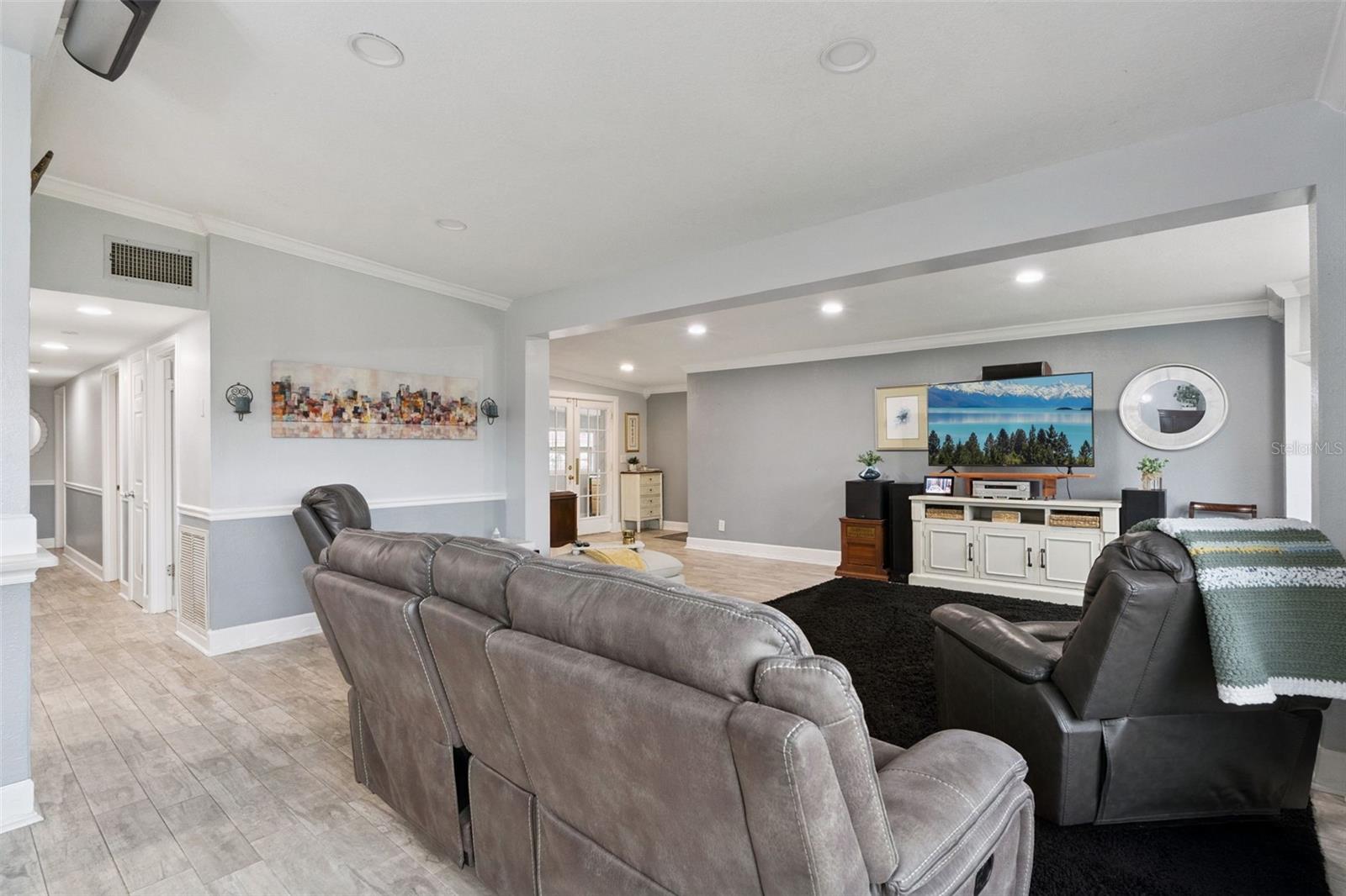 SUNSET HEIGHTS - Residential