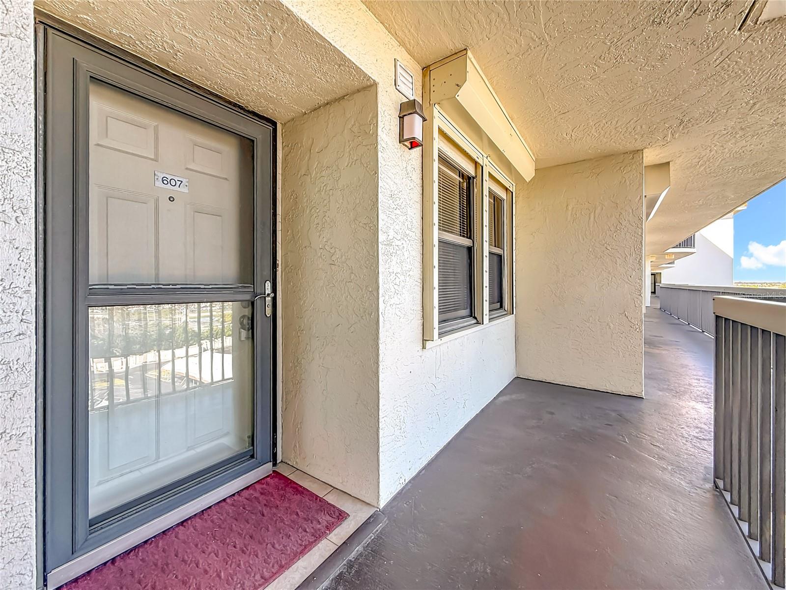 ISLAND VIEW SOUTH CONDO - Residential