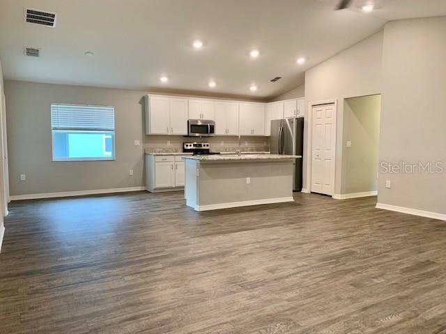 BLOSSOM GROVE ESTATES - Residential Lease