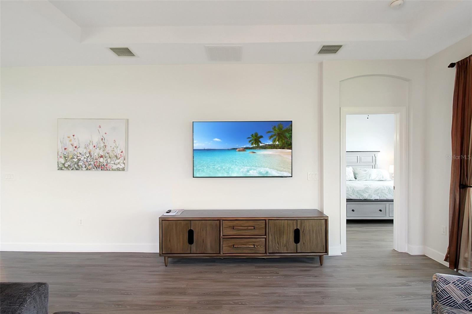ESPLANADE PH I - Residential Lease
