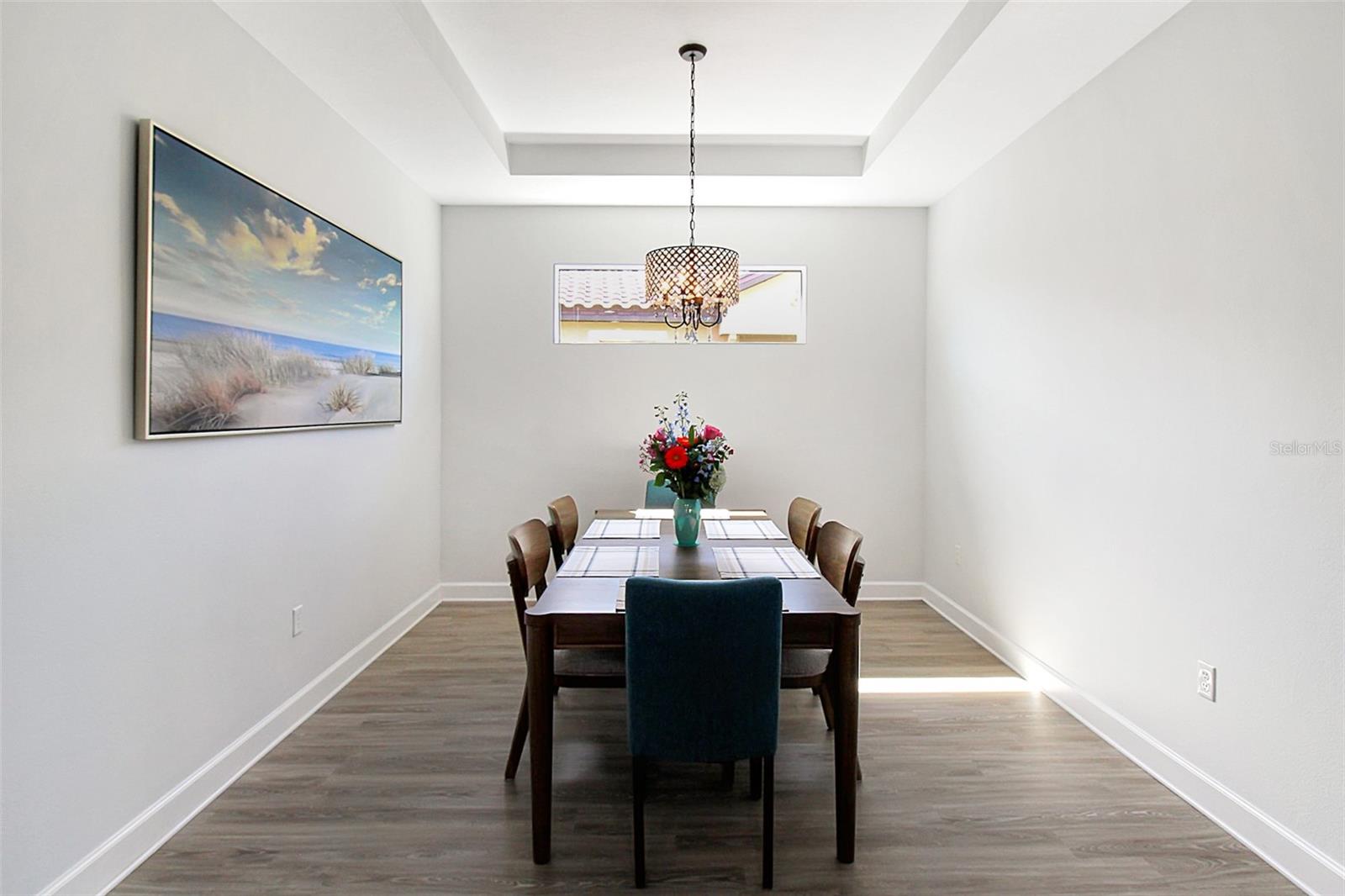 ESPLANADE PH I - Residential Lease