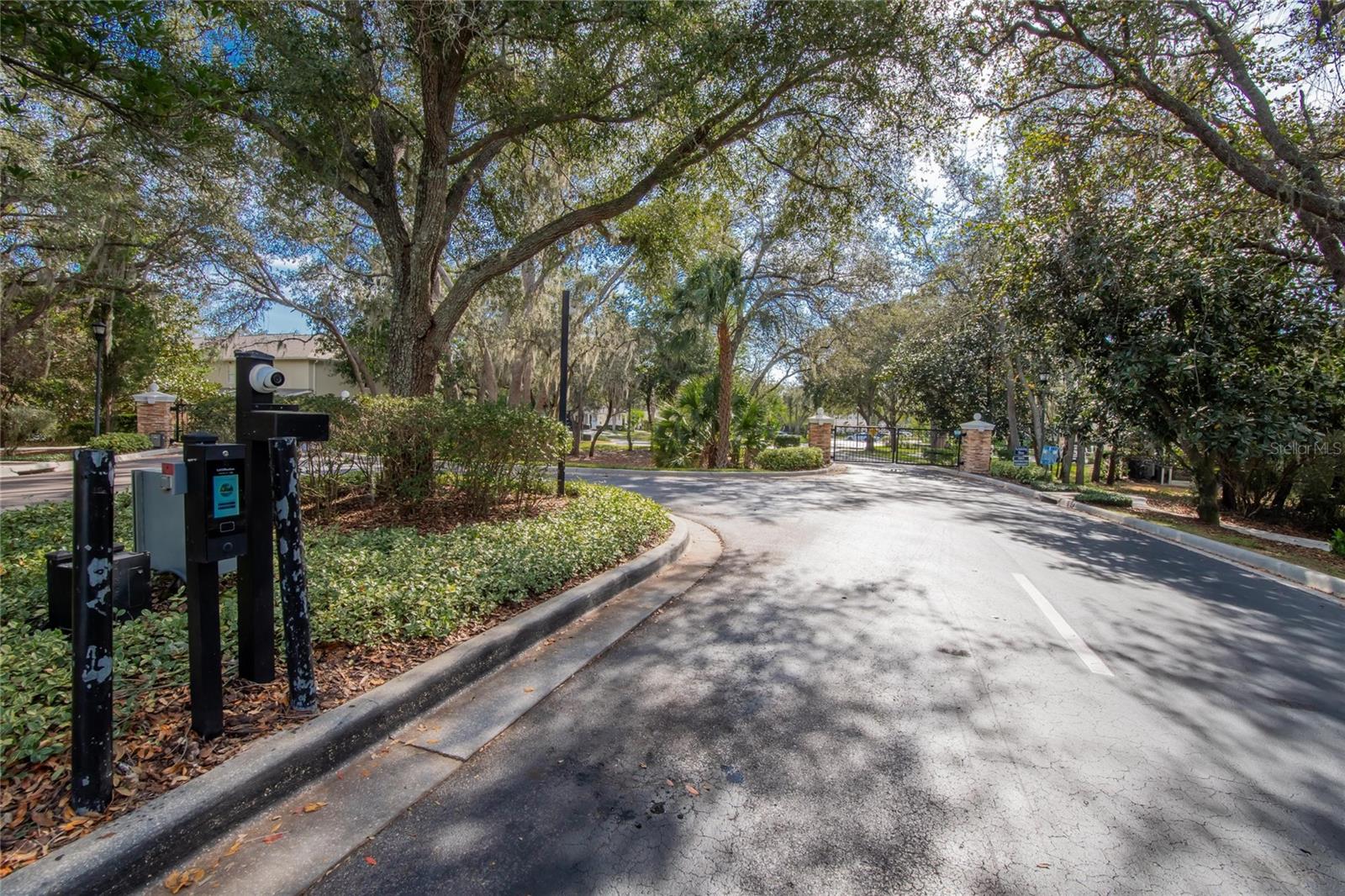 FISHHAWK RANCH TOWNHOMES - Residential