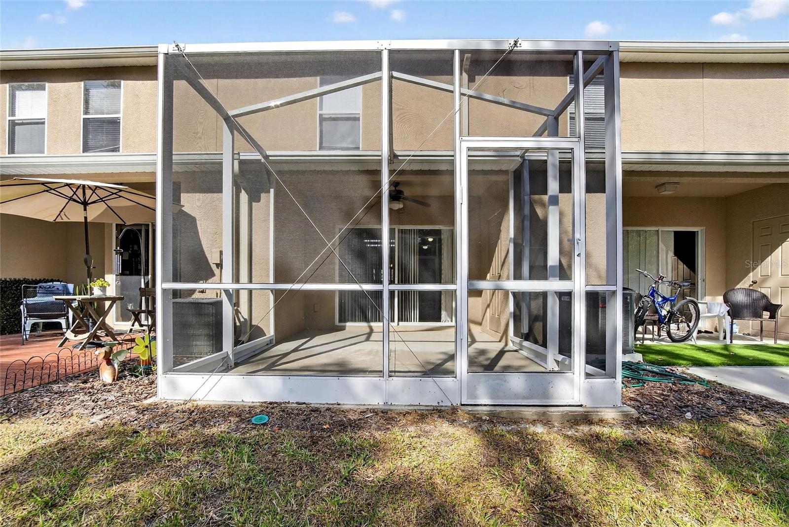 FISHHAWK RANCH TOWNHOMES - Residential