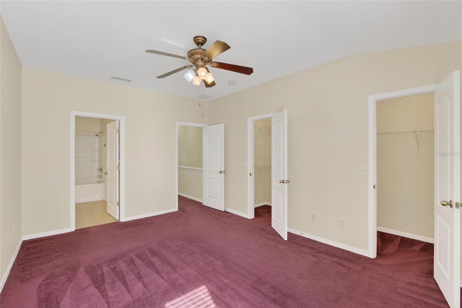 FISHHAWK RANCH TOWNHOMES - Residential