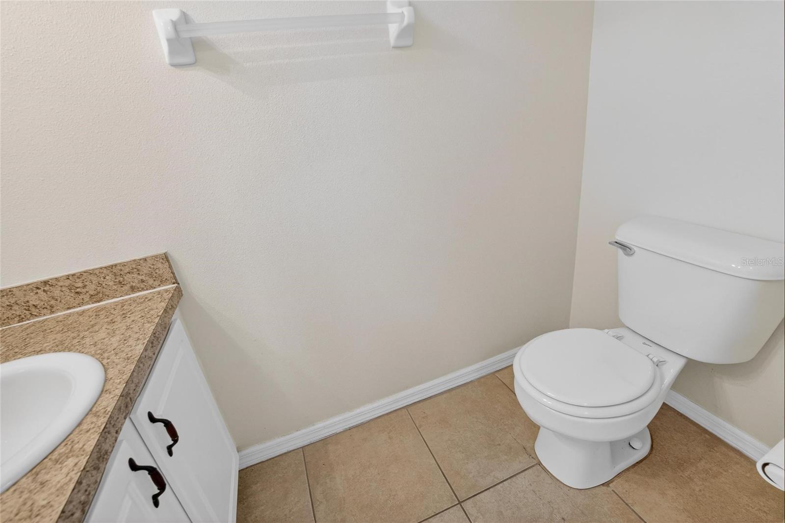 FISHHAWK RANCH TOWNHOMES - Residential