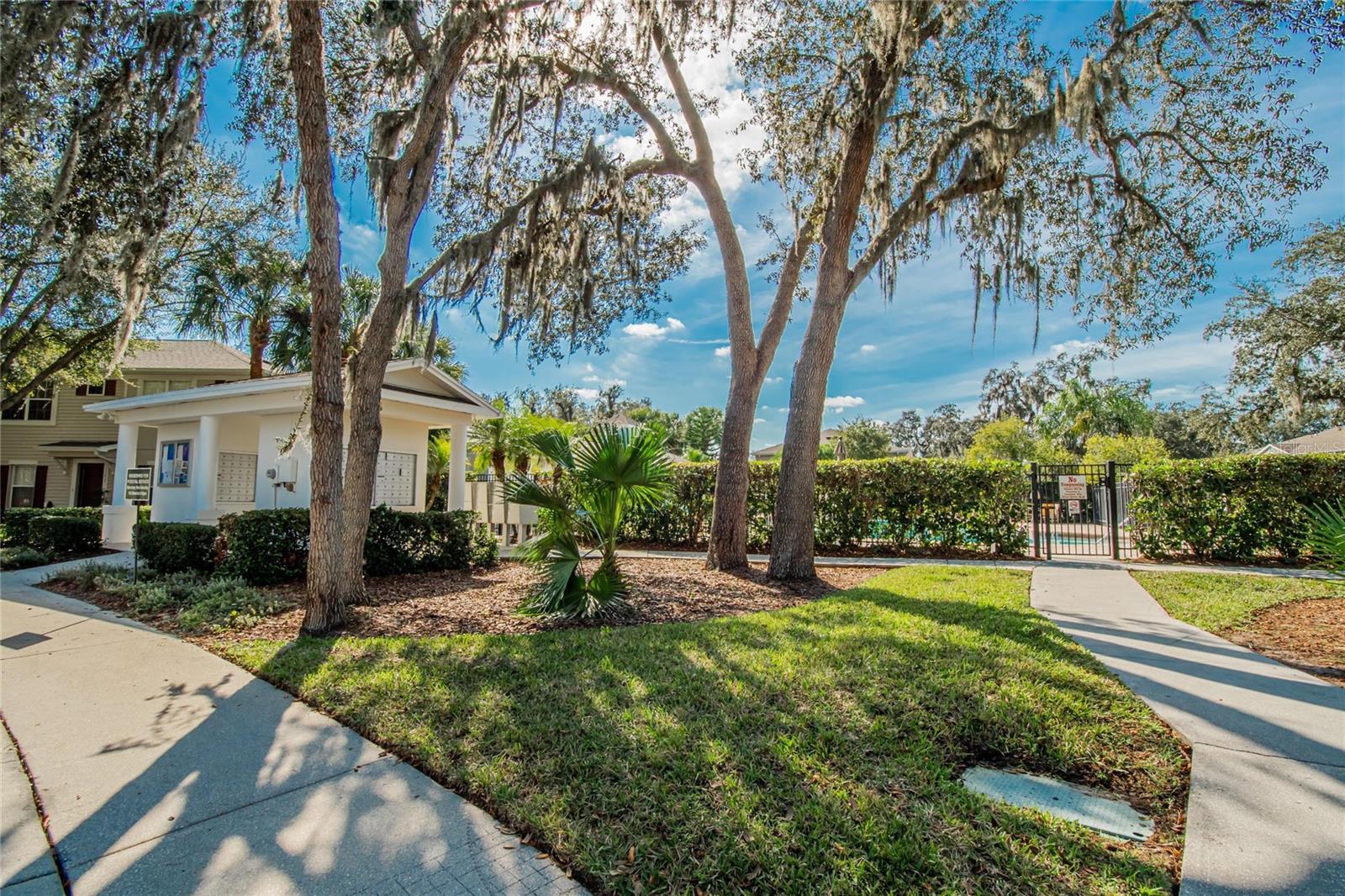 FISHHAWK RANCH TOWNHOMES - Residential
