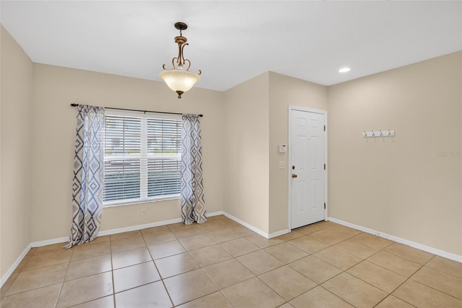 FISHHAWK RANCH TOWNHOMES - Residential