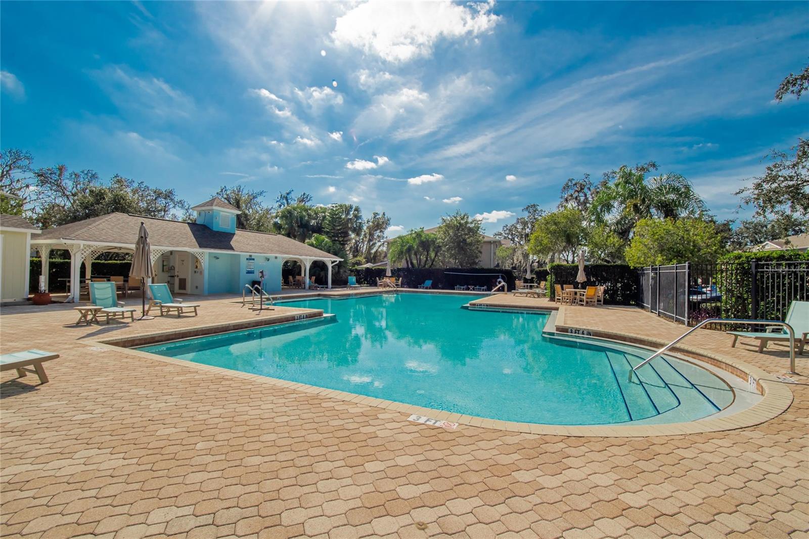 FISHHAWK RANCH TOWNHOMES - Residential