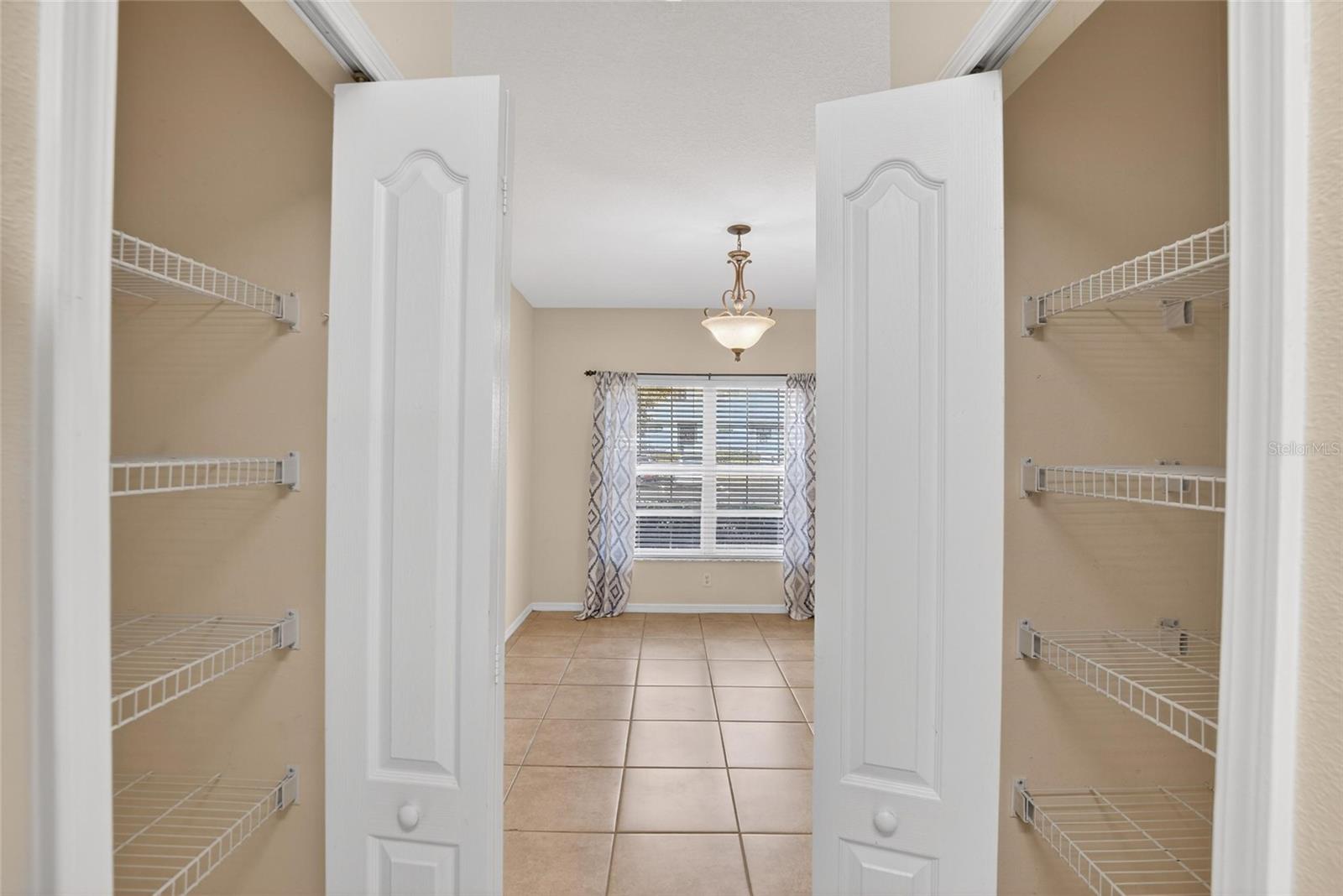 FISHHAWK RANCH TOWNHOMES - Residential