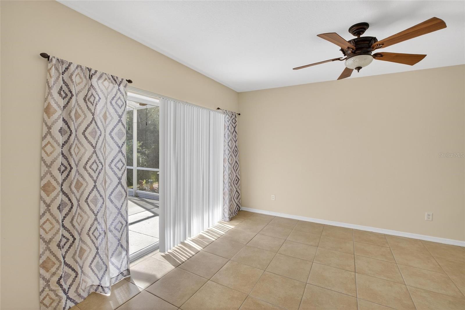 FISHHAWK RANCH TOWNHOMES - Residential