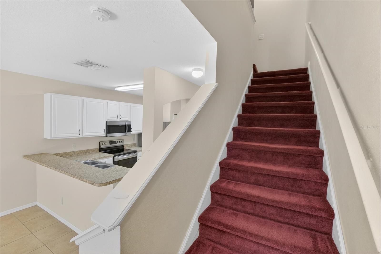 FISHHAWK RANCH TOWNHOMES - Residential