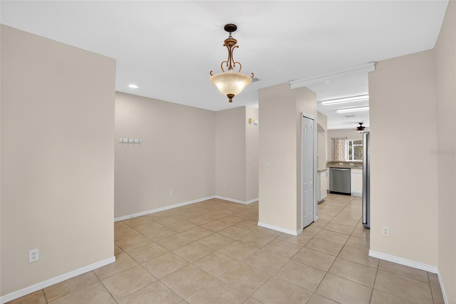 FISHHAWK RANCH TOWNHOMES - Residential