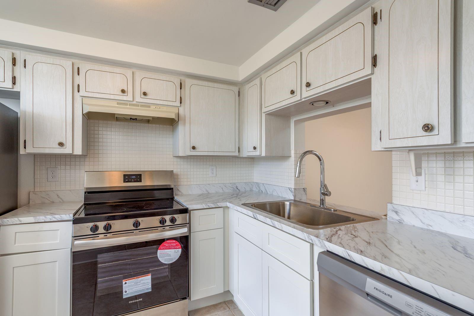 GARDENS OF BEACON SQUARE - Residential