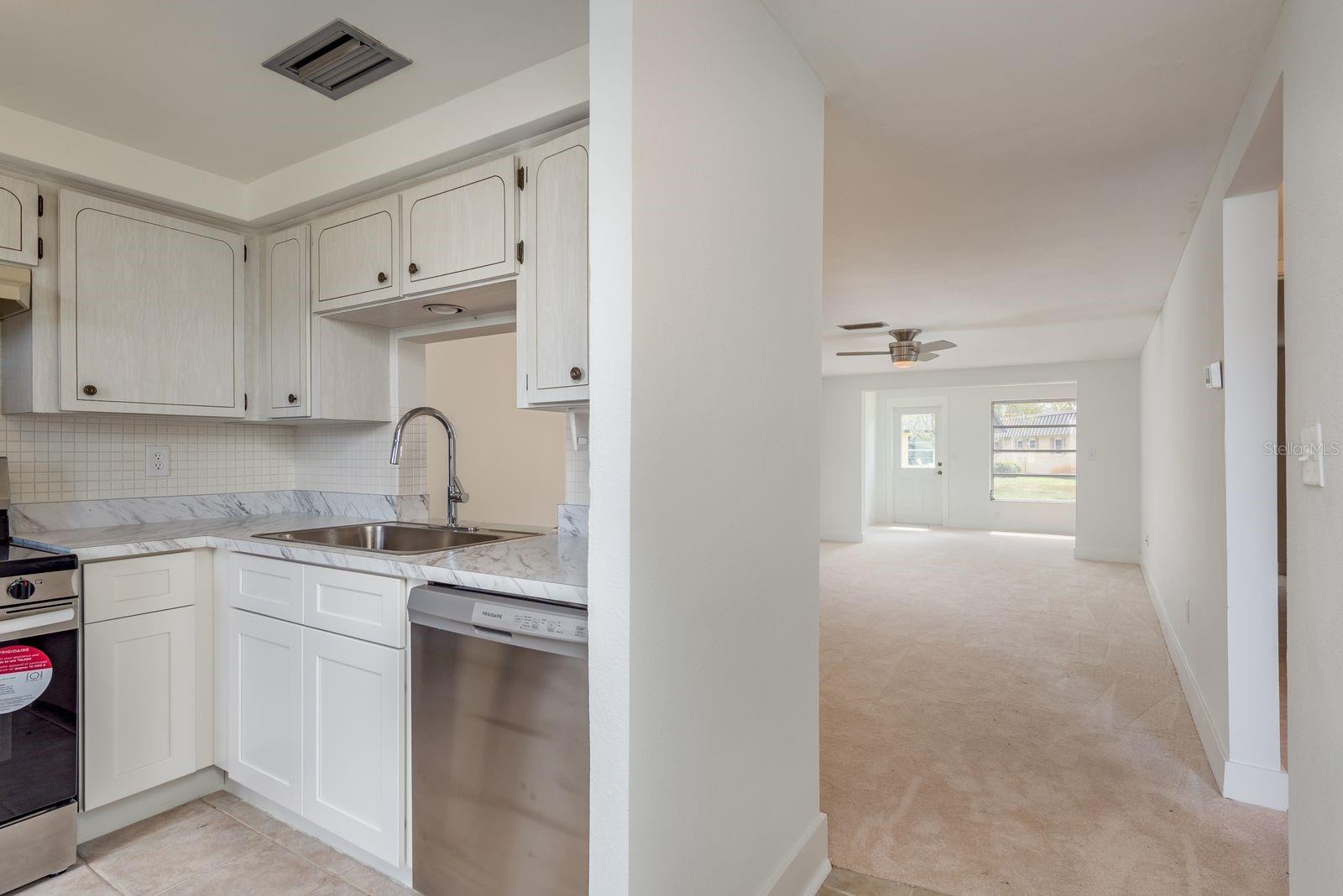 GARDENS OF BEACON SQUARE - Residential