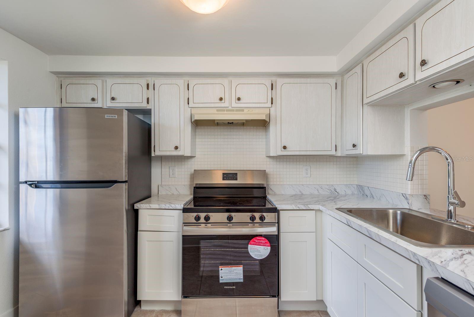 GARDENS OF BEACON SQUARE - Residential