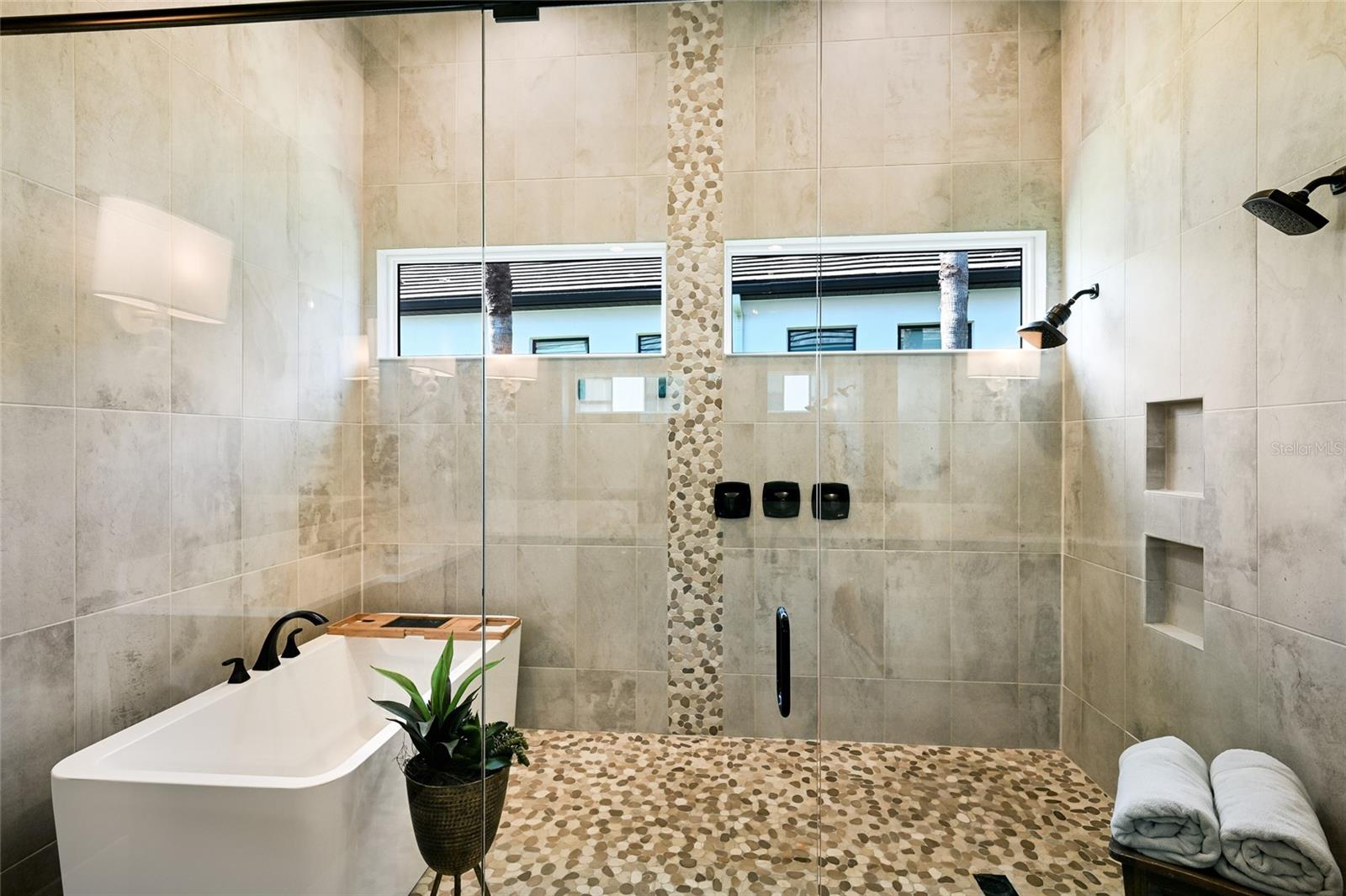 THE RESERVE AT HARBOUR WALK - Residential