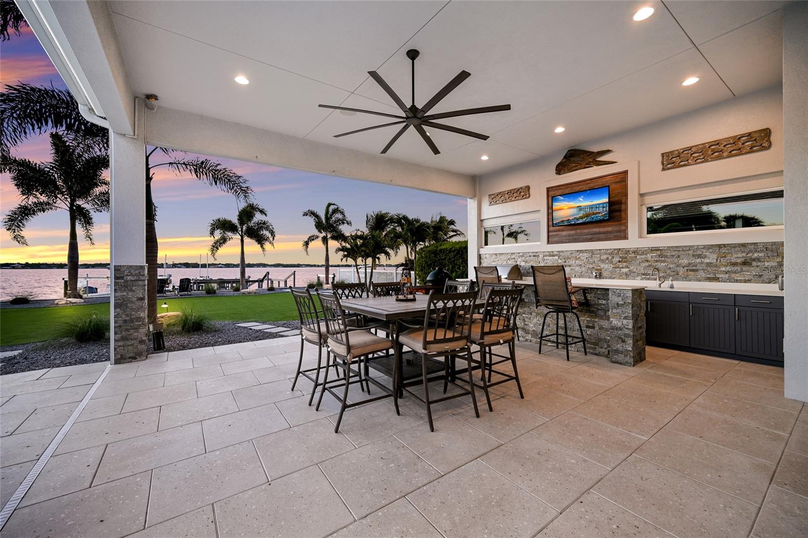 THE RESERVE AT HARBOUR WALK - Residential