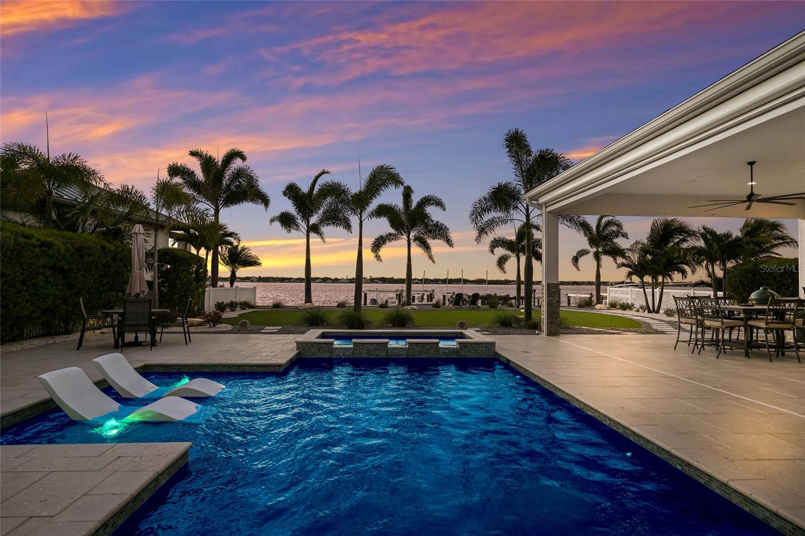 THE RESERVE AT HARBOUR WALK - Residential