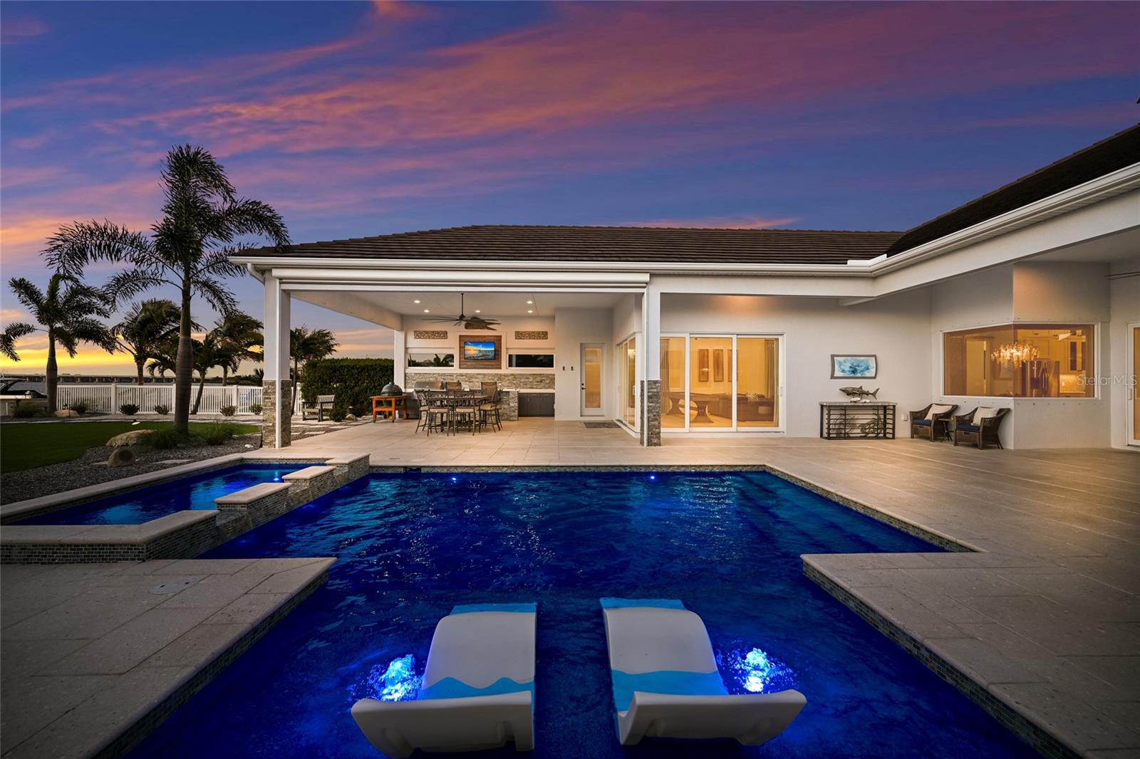 THE RESERVE AT HARBOUR WALK - Residential